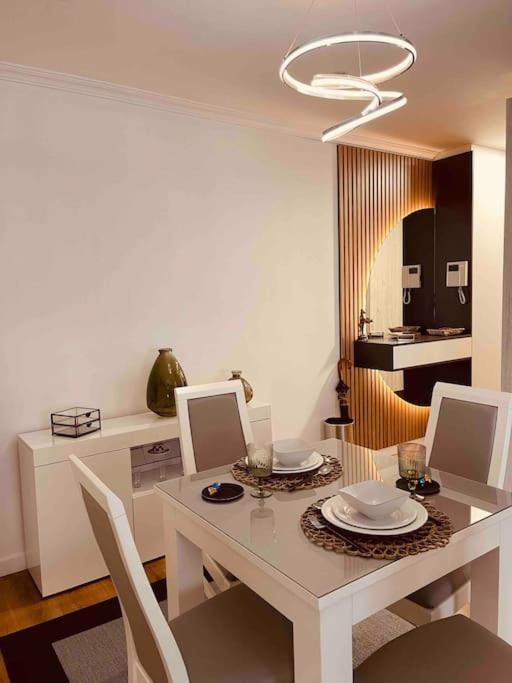 Apartamento Centrico Y De Diseno Con Parking Vigo Exterior foto